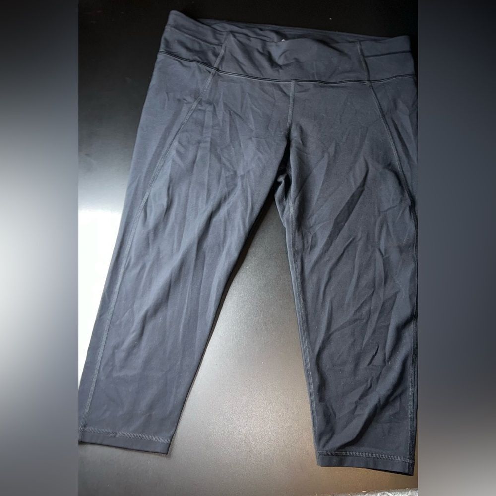 PrAna Chakar Black Capri Leggings women’s Size XL EUC